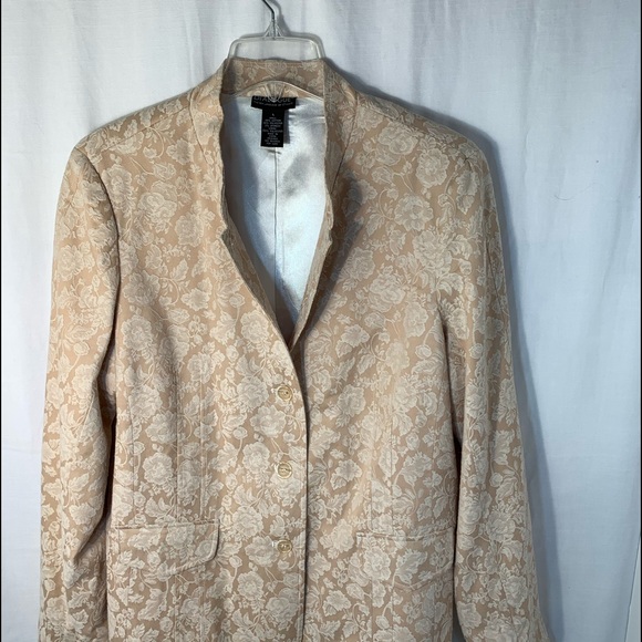 Dialogue button front jacket - Picture 4 of 8